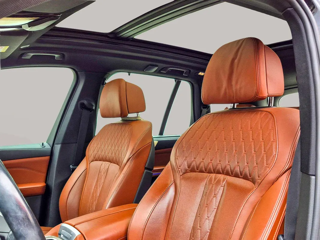 BMW X5 Xdrive 40i 2023 - photo 12 - Import Émirats | International Cars