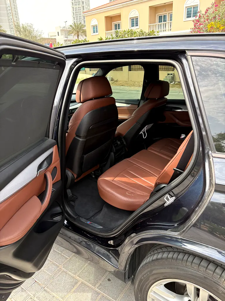 BMW X5 3.0i 2015 - photo 2 - Import Émirats | International Cars
