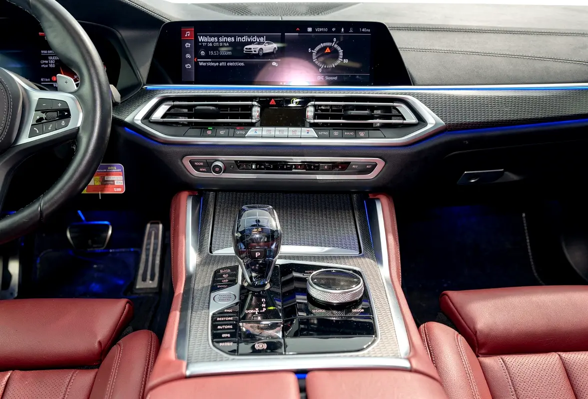 BMW X6 xDrive40i M Sport 2022 - photo 11 - Import Émirats | International Cars