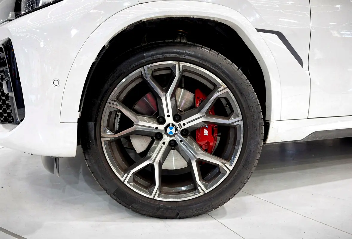 BMW X6 xDrive40i M Sport 2022 - photo 7 - Import Émirats | International Cars