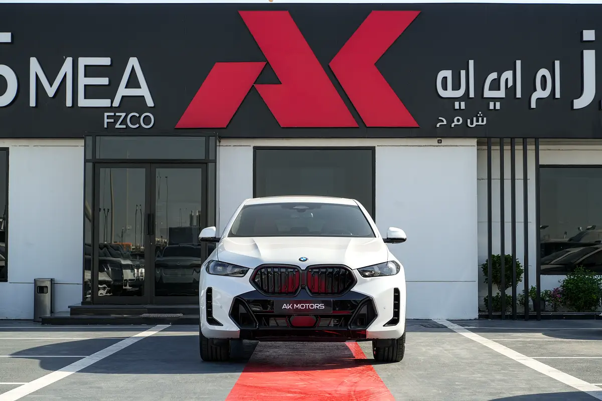 BMW X6 xDrive40i M Sport 2026 - photo 2 - Import Émirats | International Cars