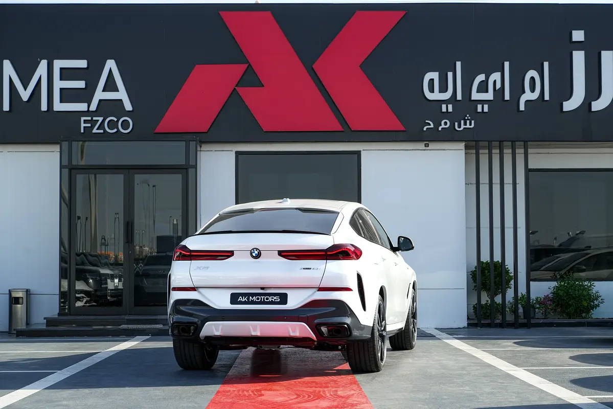 BMW X6 xDrive40i M Sport 2026 - photo 4 - Import Émirats | International Cars
