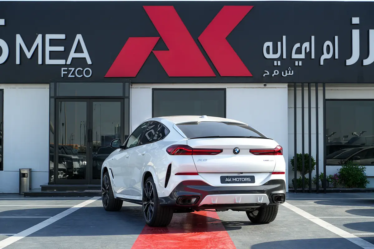 BMW X6 xDrive40i M Sport 2026 - photo 6 - Import Émirats | International Cars