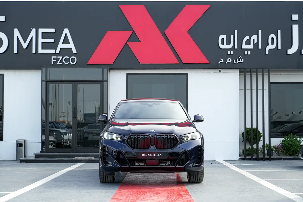BMW X6 4.4i V8 2026 - photo 2 - Import Émirats | International Cars
