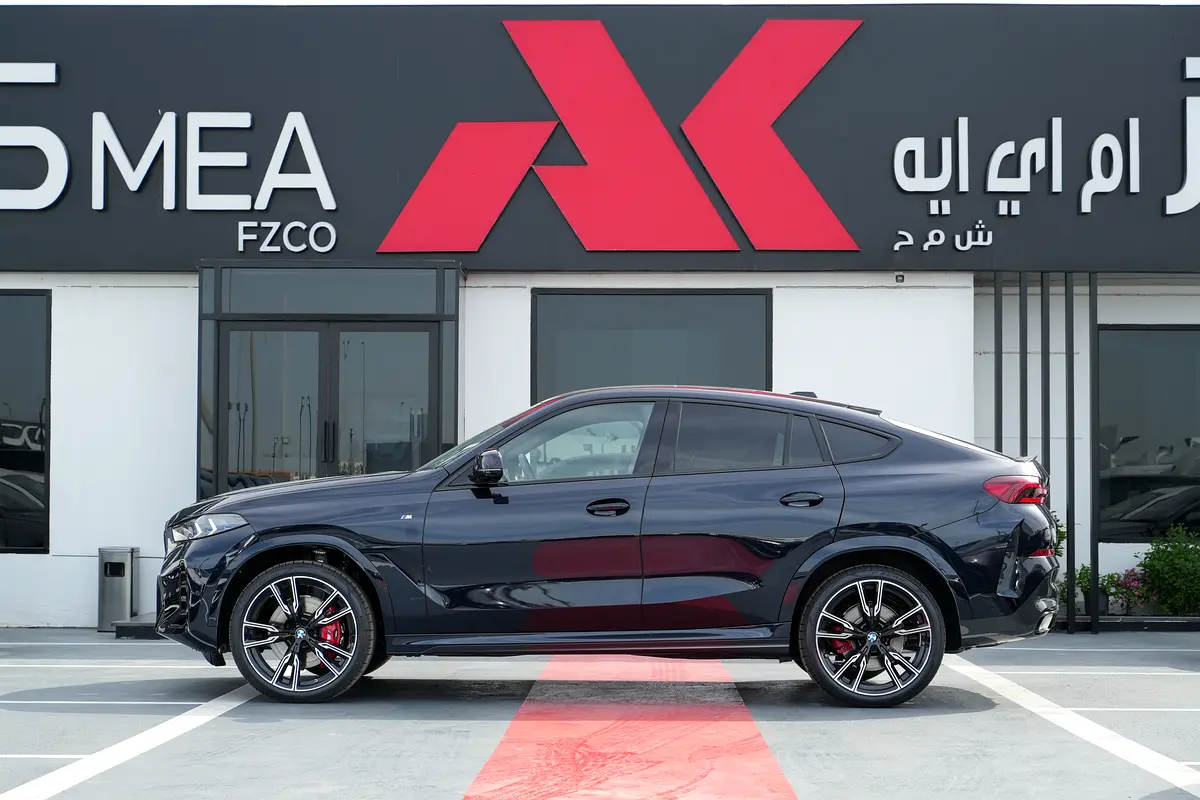 BMW X6 4.4i V8 2026 - photo 7 - Import Émirats | International Cars