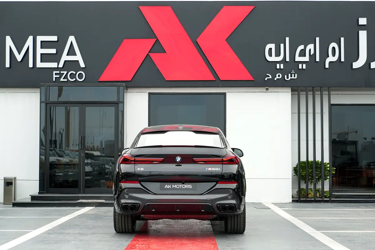 BMW X6 M60i 2026 - photo 5 - Import Émirats | International Cars