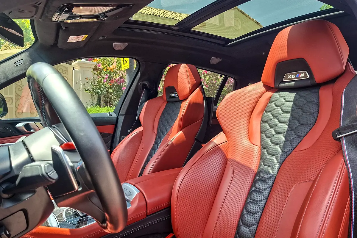 BMW X6 X6M Competition 2021 - photo 11 - Import Émirats | International Cars