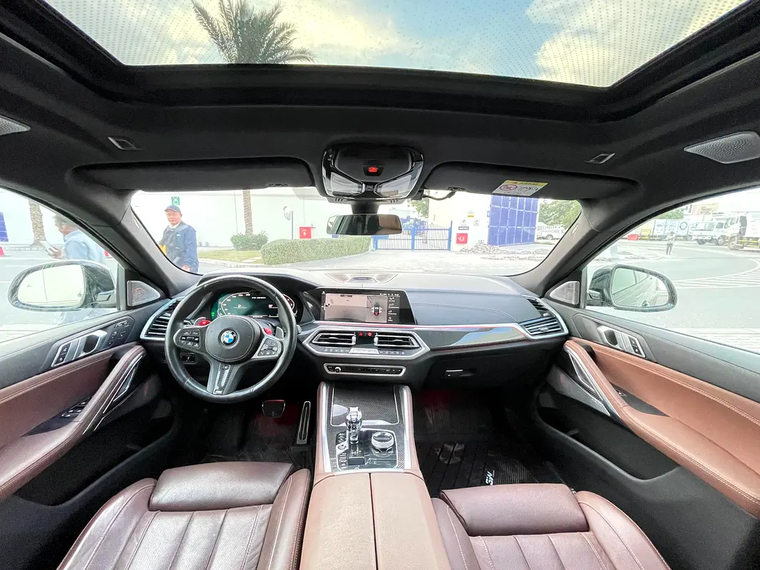 BMW X6 50i M Sport 2022 - photo 8 - Import Émirats | International Cars