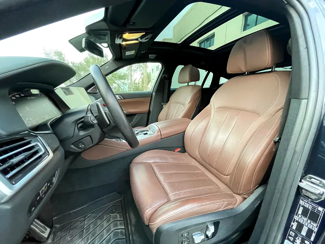 BMW X6 50i M Sport 2022 - photo 9 - Import Émirats | International Cars