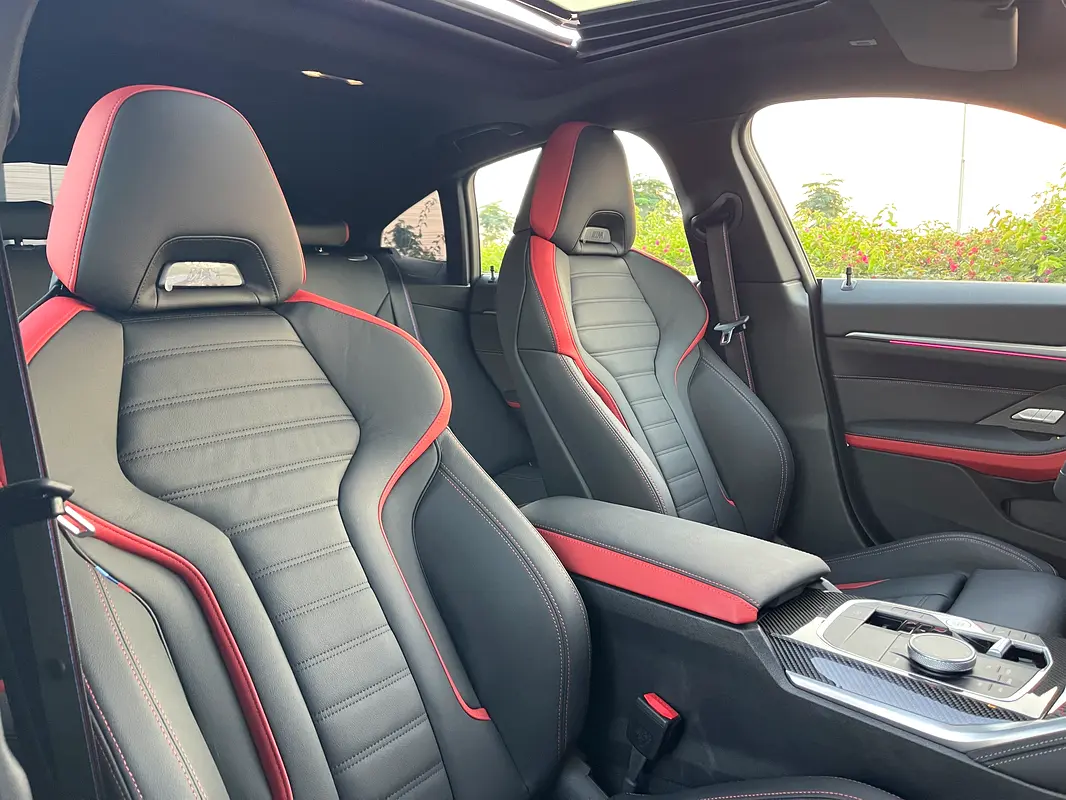 BMW 4-Series M440i xDrive 2025 - photo 9 - Import Émirats | International Cars