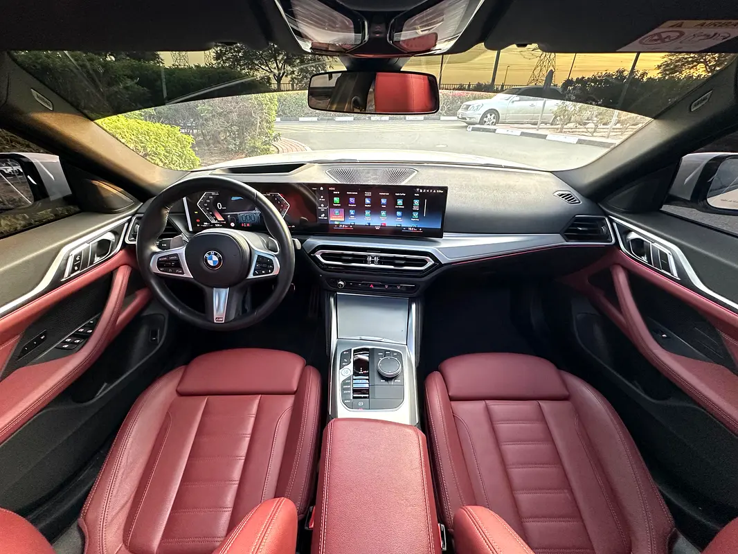 BMW 4-Series 420i M Sport 2024 - photo 8 - Import Émirats | International Cars