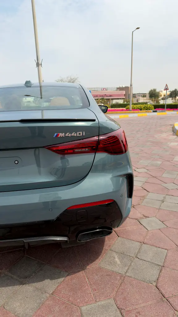 BMW 4-Series M440i xDrive 2026 - photo 4 - Import Émirats | International Cars