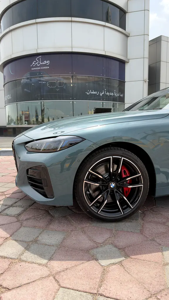 BMW 4-Series M440i xDrive 2026 - photo 5 - Import Émirats | International Cars