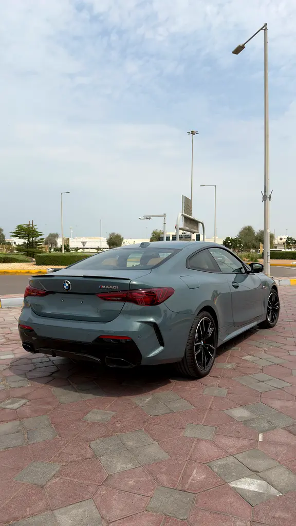 BMW 4-Series M440i xDrive 2026 - photo 6 - Import Émirats | International Cars