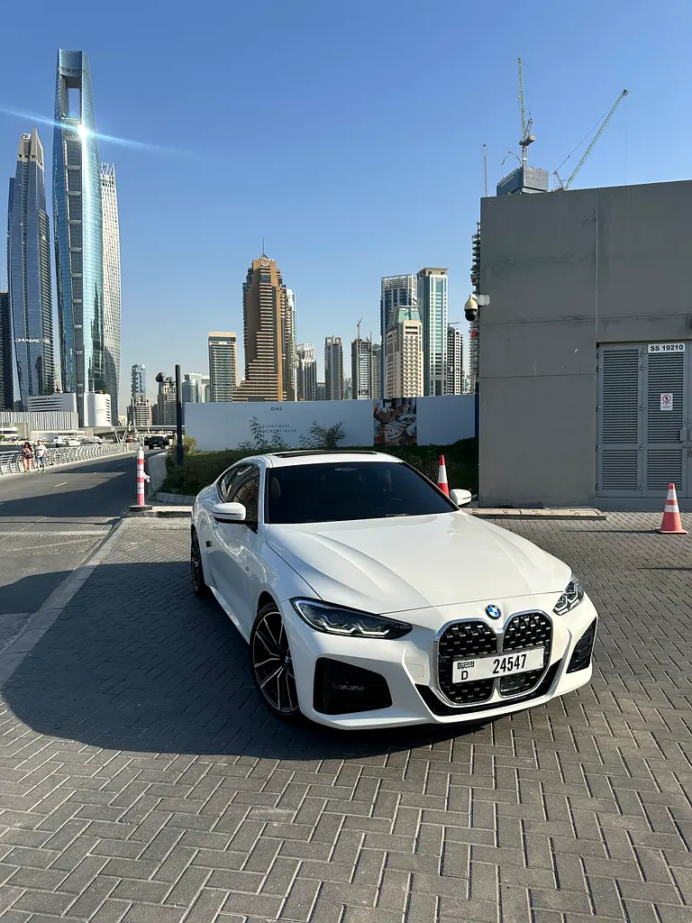 BMW 4-Series 420i M Sport 2024 - photo 2 - Import Émirats | International Cars