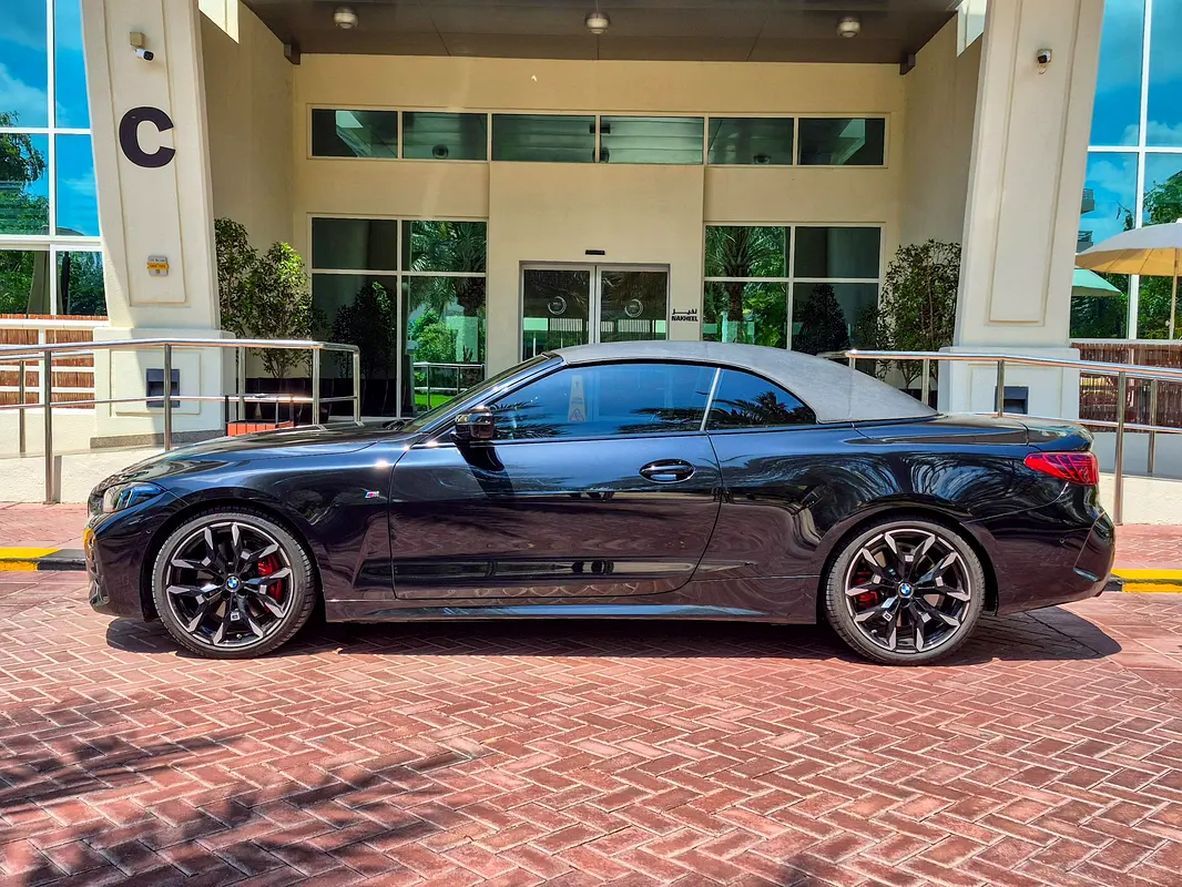BMW 4-Series 430i Convertible 2025 - photo 5 - Import Émirats | International Cars