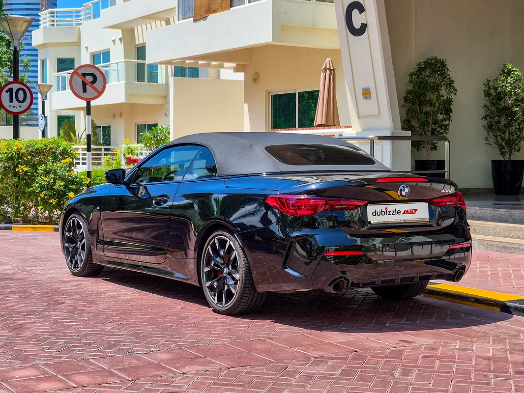 BMW 4-Series 430i Convertible 2025 - photo 8 - Import Émirats | International Cars