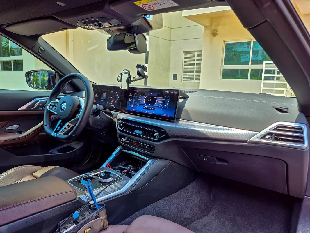 BMW 4-Series 430i Convertible 2025 - photo 9 - Import Émirats | International Cars