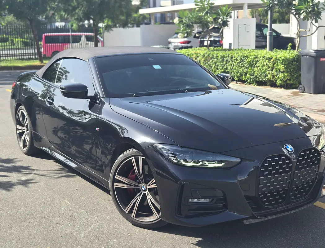 BMW 4-Series 430i Convertible 2024 - photo 2 - Import Émirats | International Cars