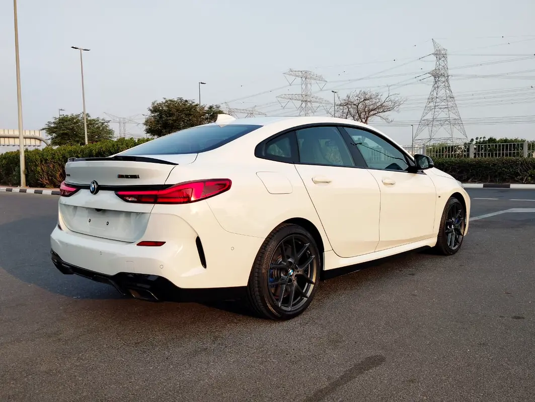 BMW 2-Series M235i 2022 - photo 6 - Import Émirats | International Cars