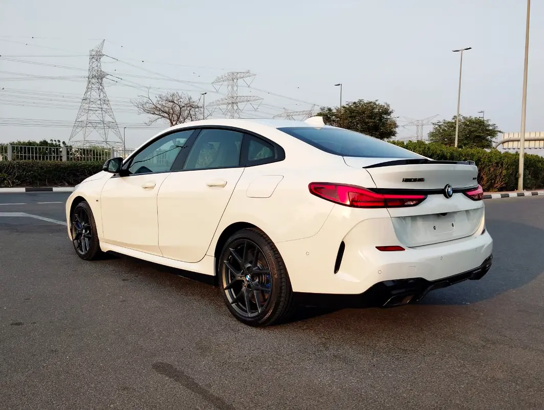 BMW 2-Series M235i 2022 - photo 7 - Import Émirats | International Cars