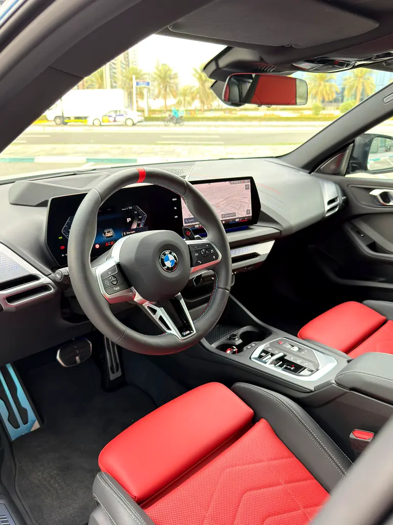BMW 2-Series M235i xDrive 2025 - photo 10 - Import Émirats | International Cars