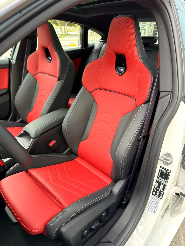 BMW 2-Series M235i xDrive 2025 - photo 11 - Import Émirats | International Cars