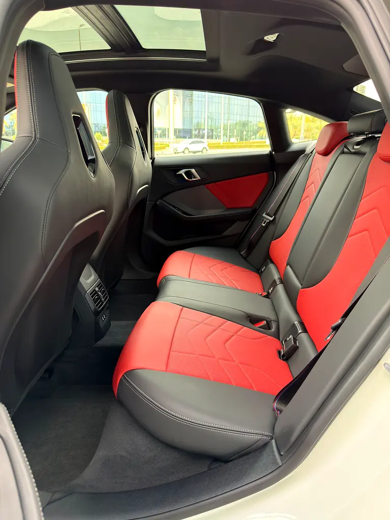 BMW 2-Series M235i xDrive 2025 - photo 12 - Import Émirats | International Cars