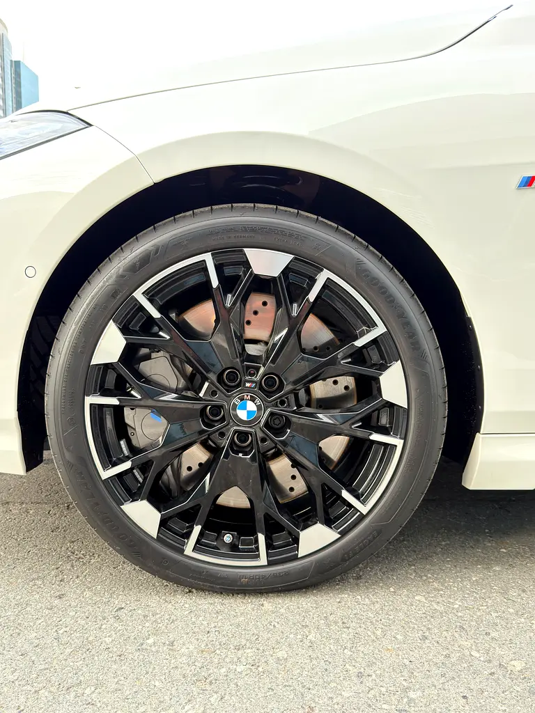 BMW 2-Series M235i xDrive 2025 - photo 6 - Import Émirats | International Cars