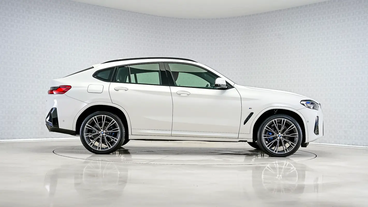 BMW X4 xDrive30i M Sport 2025 - photo 3 - Import Émirats | International Cars
