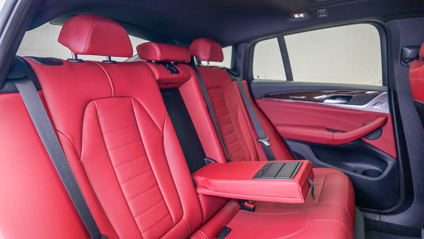 BMW X4 xDrive30i M Sport 2025 - photo 7 - Import Émirats | International Cars