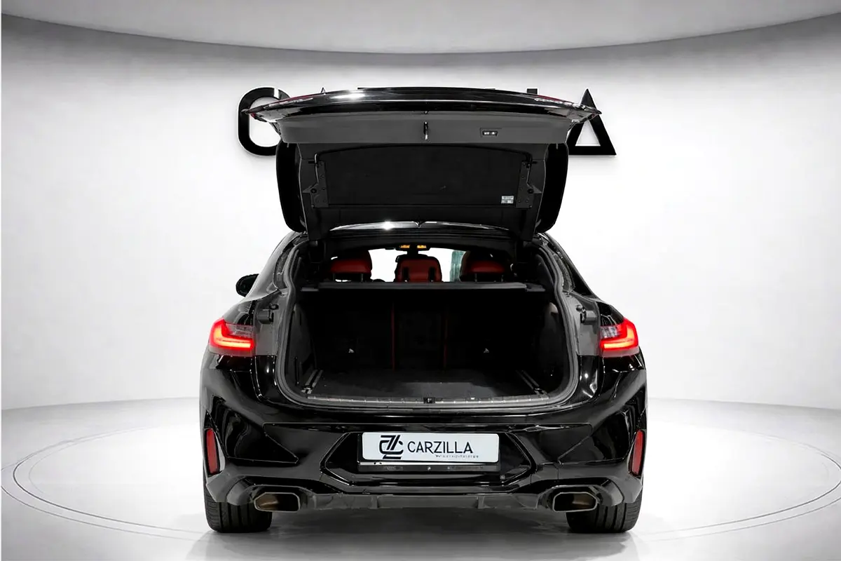 BMW X4 xDrive30i M Sport 2022 - photo 8 - Import Émirats | International Cars