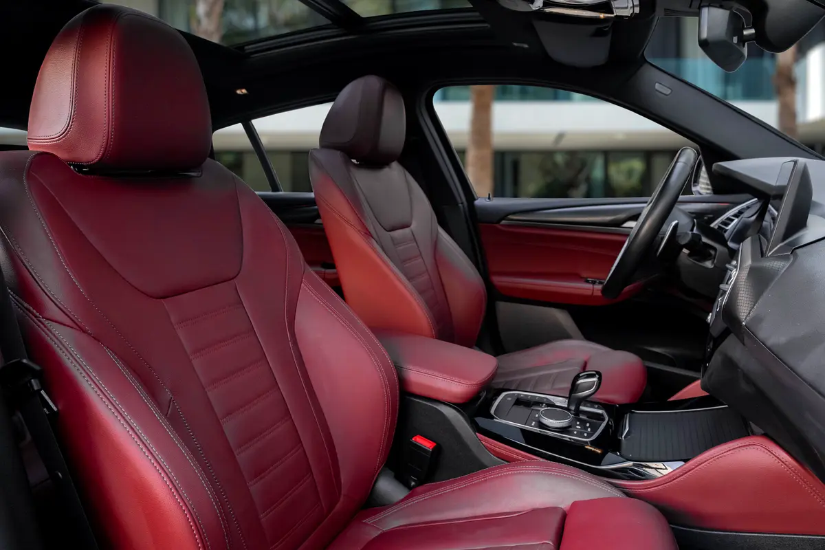 BMW X4 xDrive30i M Sport 2024 - photo 11 - Import Émirats | International Cars