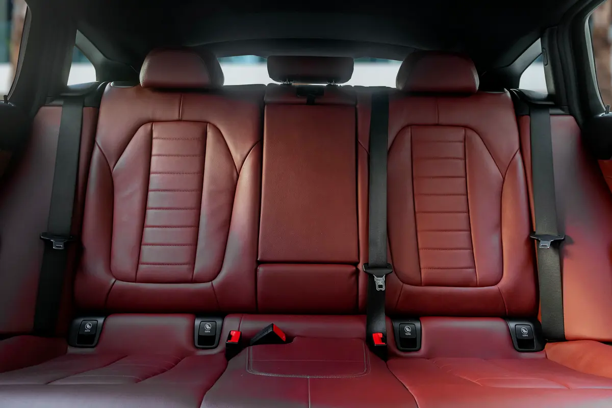 BMW X4 xDrive30i M Sport 2024 - photo 12 - Import Émirats | International Cars