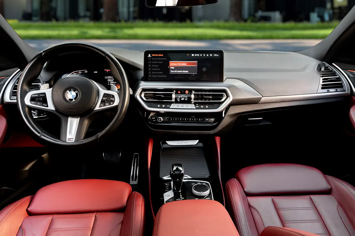 BMW X4 xDrive30i M Sport 2024 - photo 8 - Import Émirats | International Cars