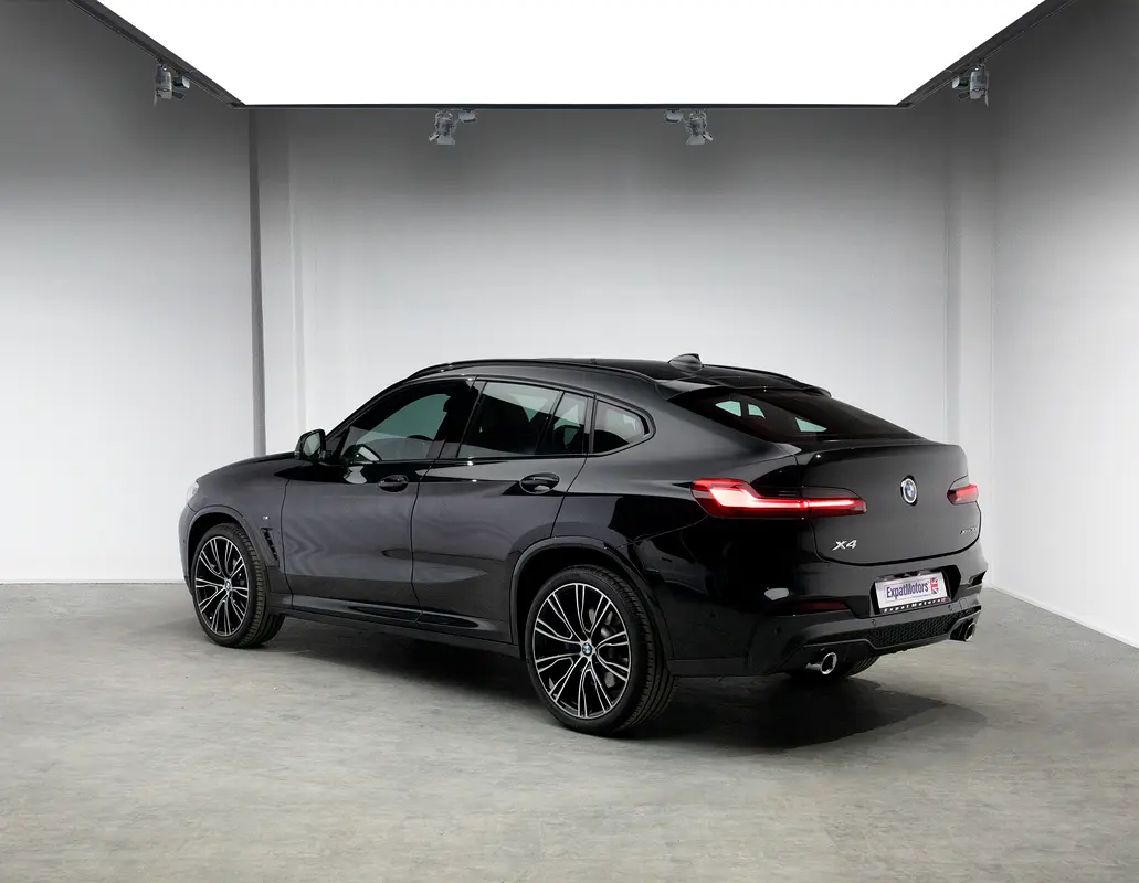BMW X4 xDrive30i M Sport 2021 - photo 3 - Import Émirats | International Cars