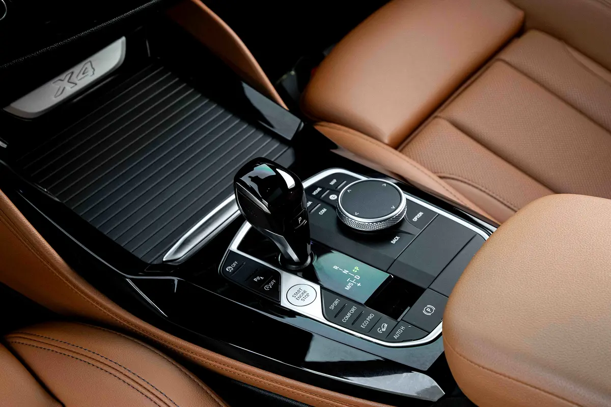 BMW X4 xDrive30i M Sport 2022 - photo 10 - Import Émirats | International Cars