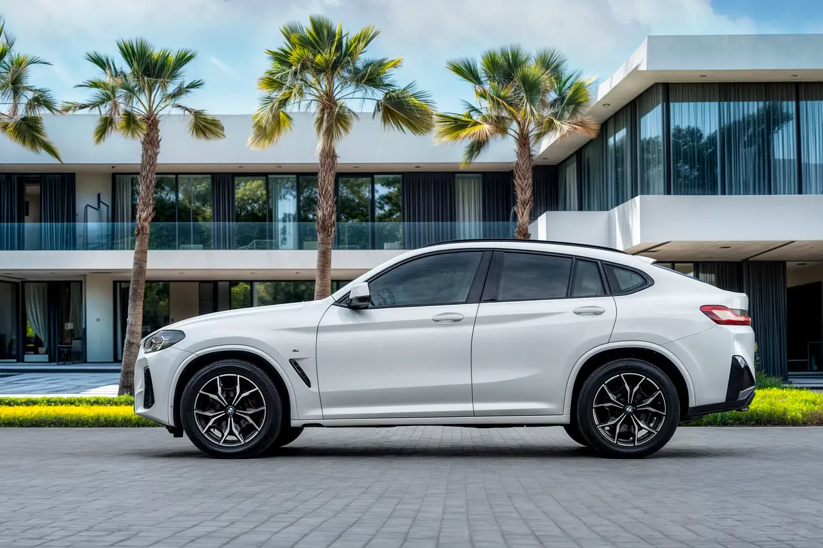 BMW X4 xDrive30i M Sport 2022 - photo 2 - Import Émirats | International Cars