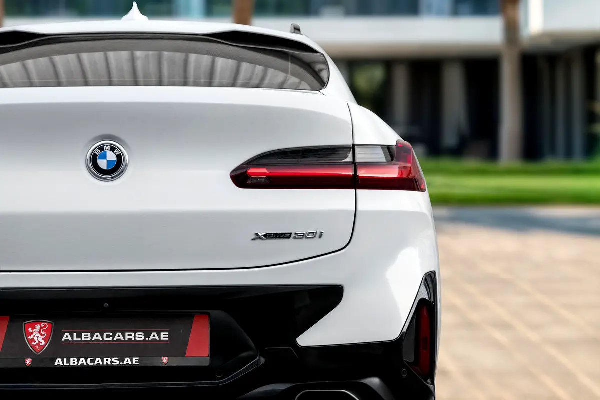 BMW X4 xDrive30i M Sport 2022 - photo 6 - Import Émirats | International Cars