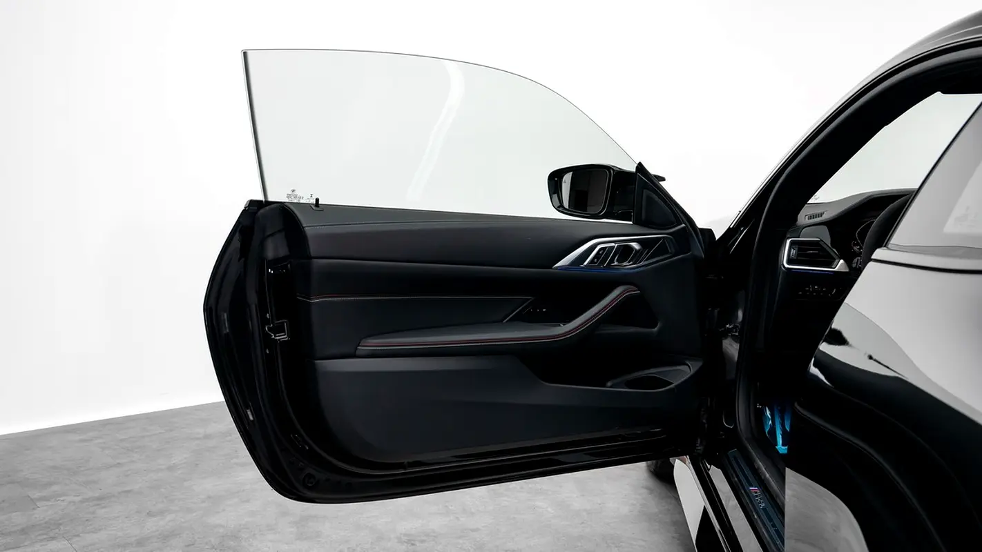 BMW M4 Other 2023 - photo 9 - Import Émirats | International Cars