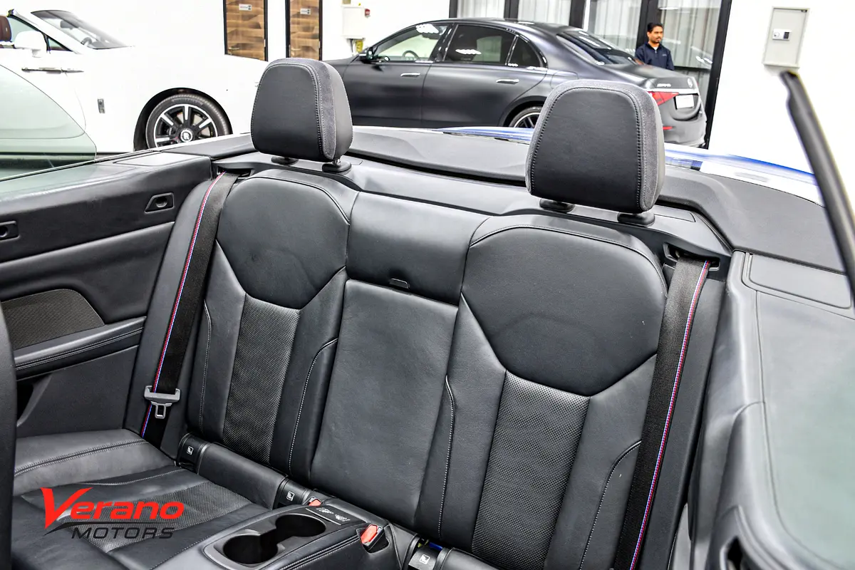 BMW M4 Competition 2023 - photo 11 - Import Émirats | International Cars