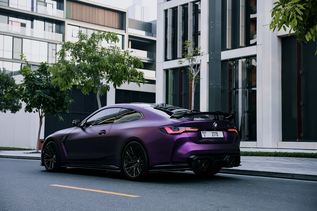 BMW M4 Competition 2024 - photo 2 - Import Émirats | International Cars