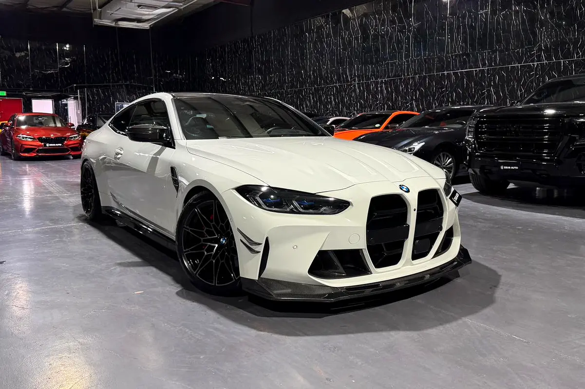 BMW M4 Competition 2021 - photo 3 - Import Émirats | International Cars