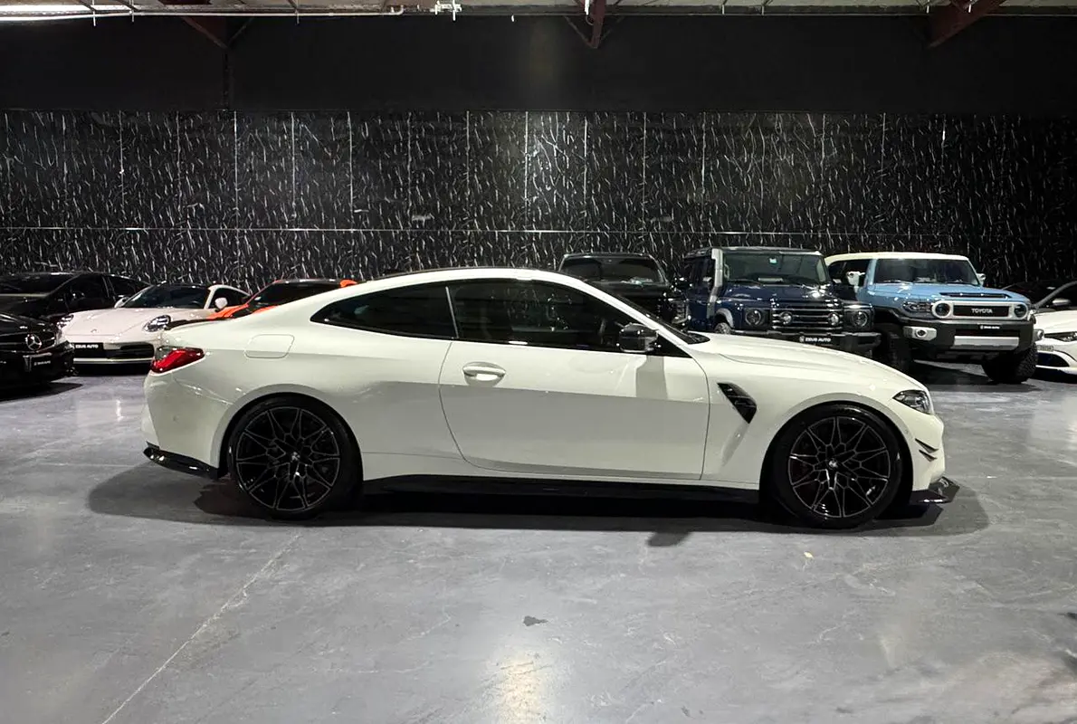 BMW M4 Competition 2021 - photo 6 - Import Émirats | International Cars