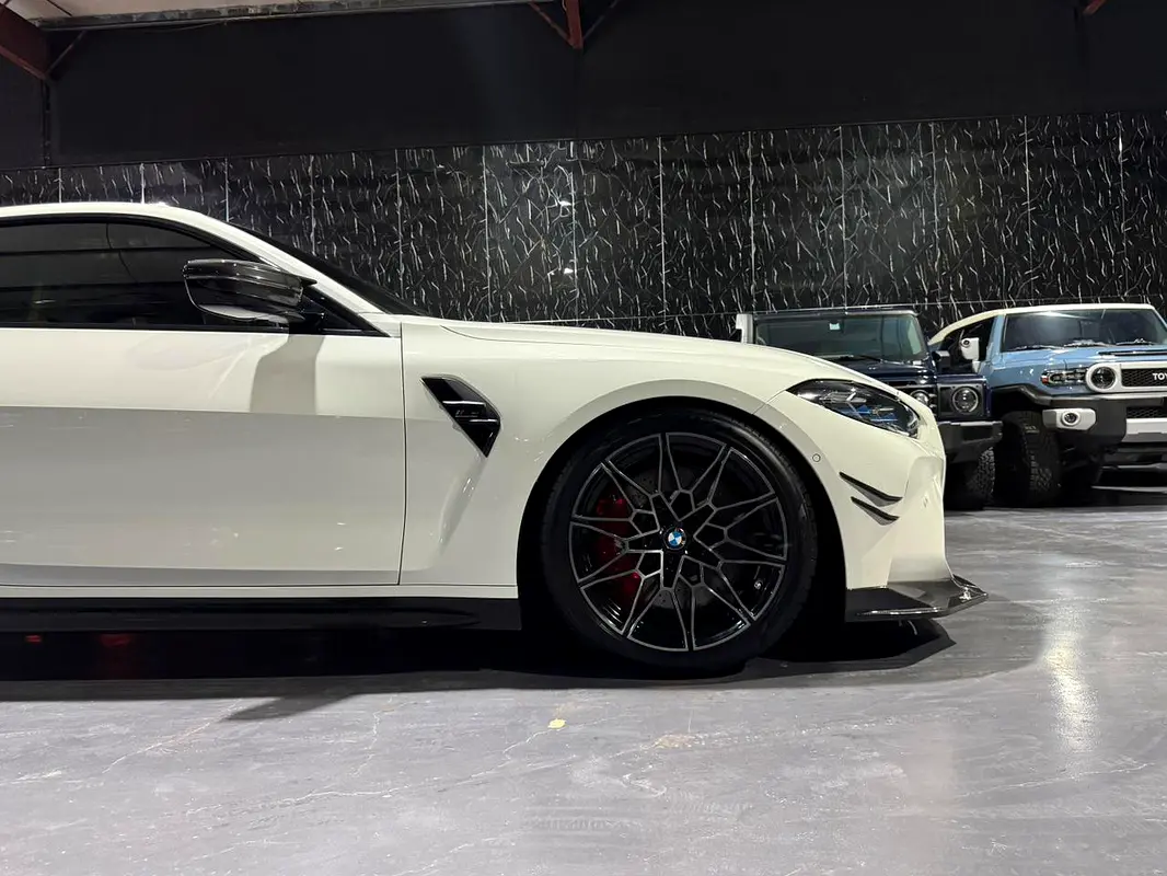 BMW M4 Competition 2021 - photo 8 - Import Émirats | International Cars