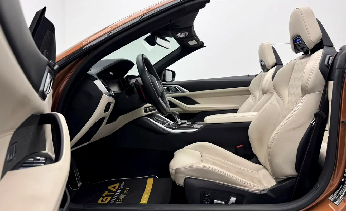 BMW M4 Competition xDrive M-Kit 2022 - photo 12 - Import Émirats | International Cars