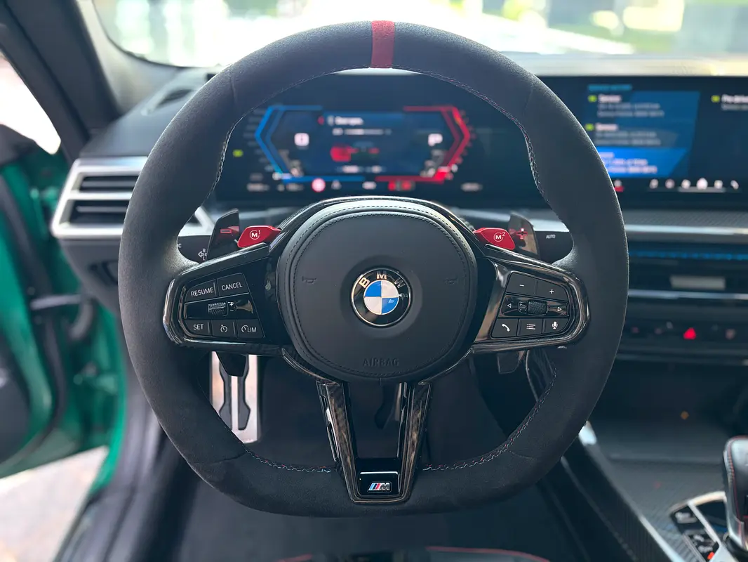 BMW M4 Competition xDrive M-Kit 2025 - photo 10 - Import Émirats | International Cars