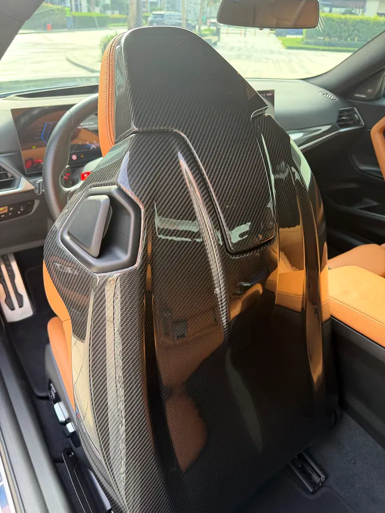 BMW M2 2024 - photo 10 - Import Émirats | International Cars