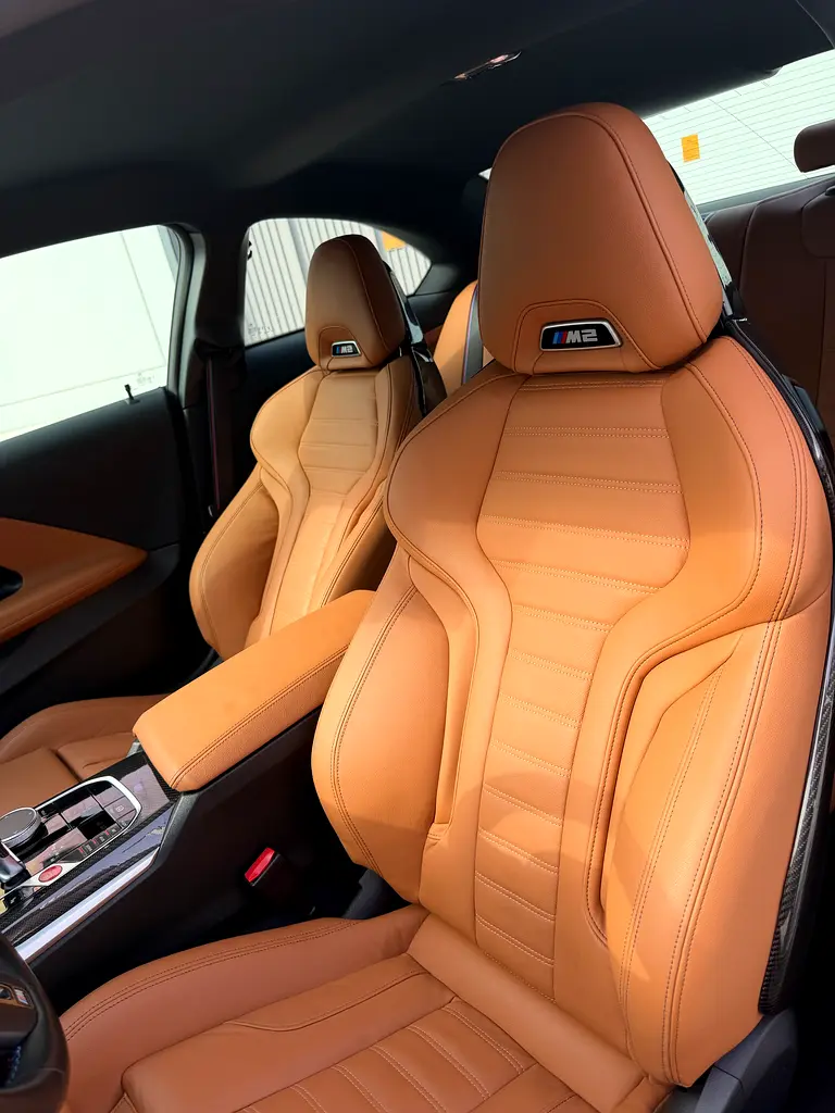 BMW M2 2024 - photo 9 - Import Émirats | International Cars