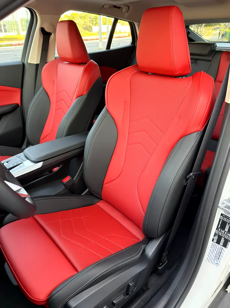 BMW X2 sDrive 18i 2026 - photo 10 - Import Émirats | International Cars